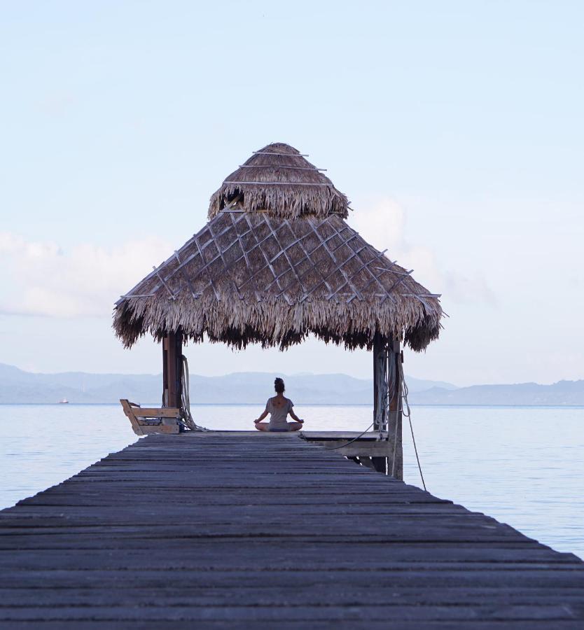 Coral Eye Boutique Resort And Marine Outpost Likupang Exterior photo