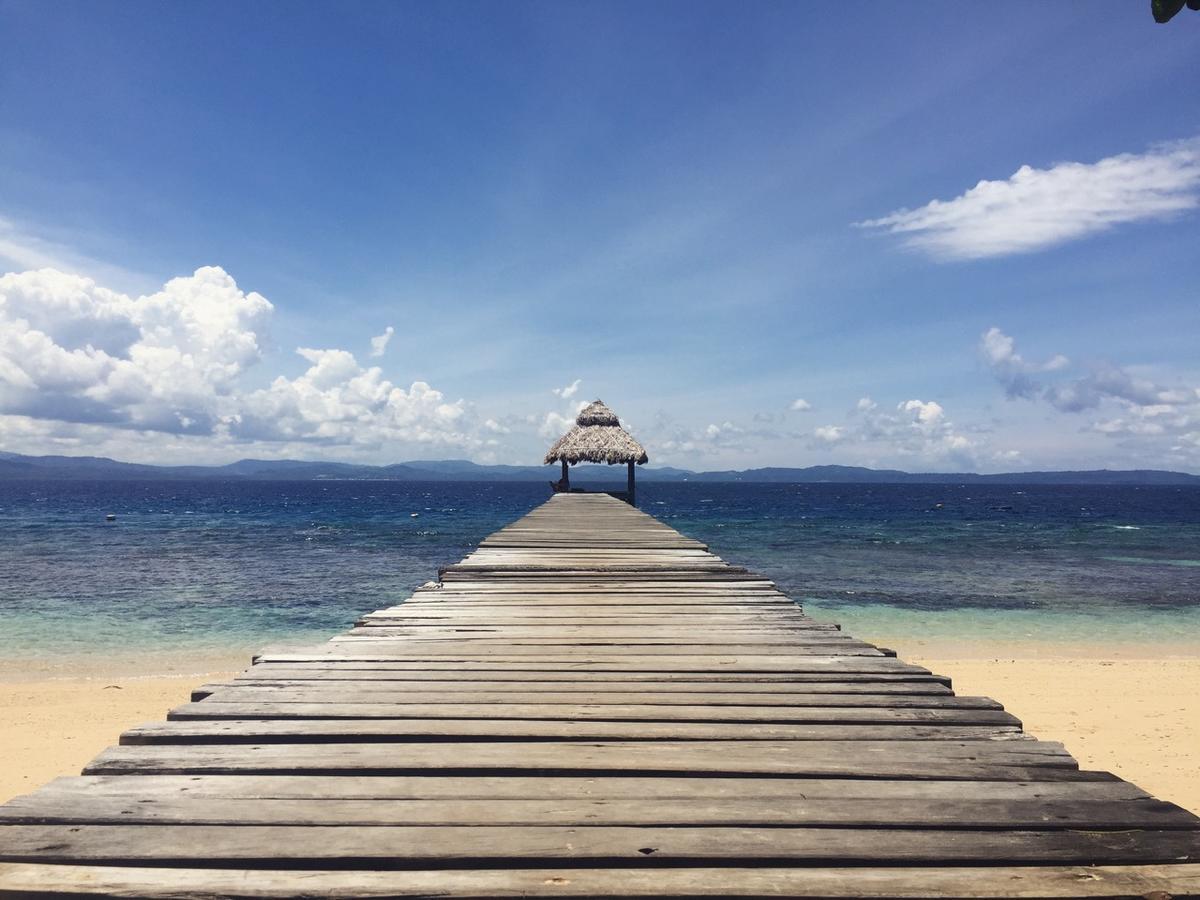 Coral Eye Boutique Resort And Marine Outpost Likupang Exterior photo